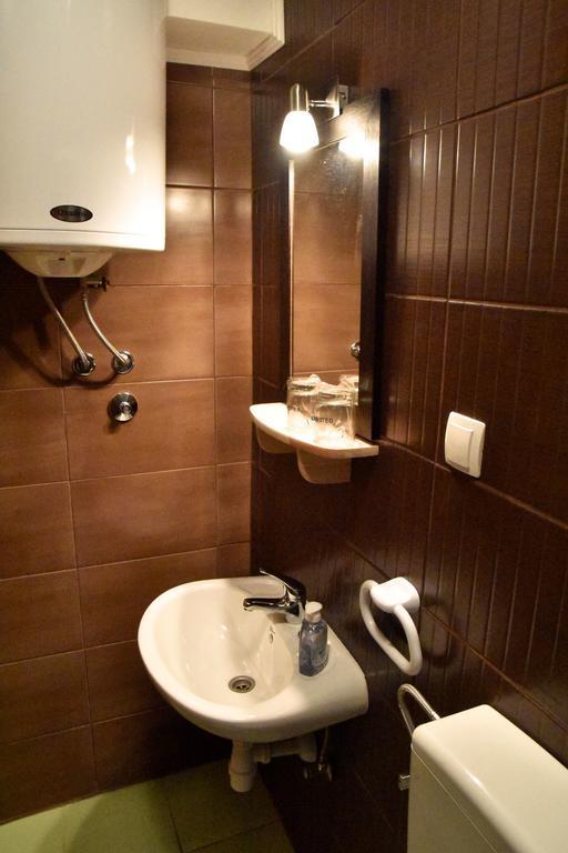 Hostel Kvarner- Private Rooms & Dorms Rijeka Cameră foto